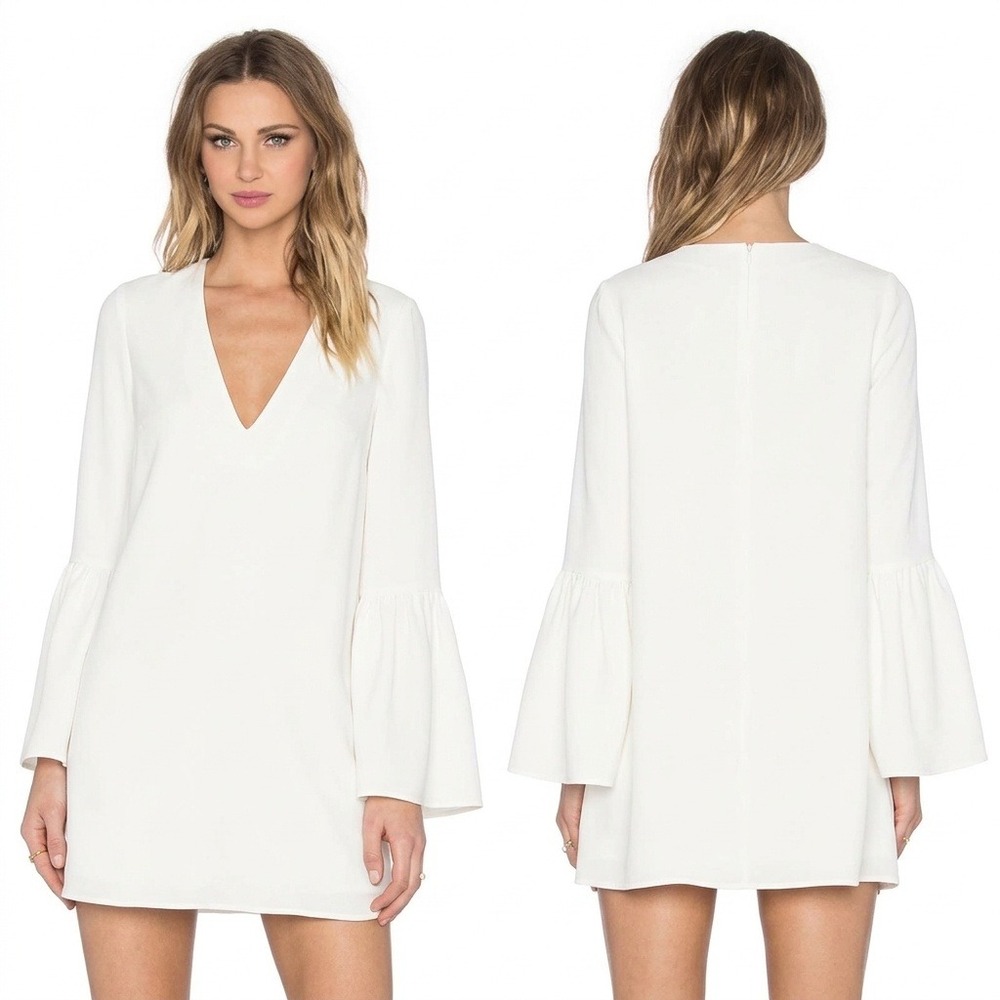 $298 Elizabeth and James Maitai Ivory Dress Bell Sleeve V Neck XS Mini